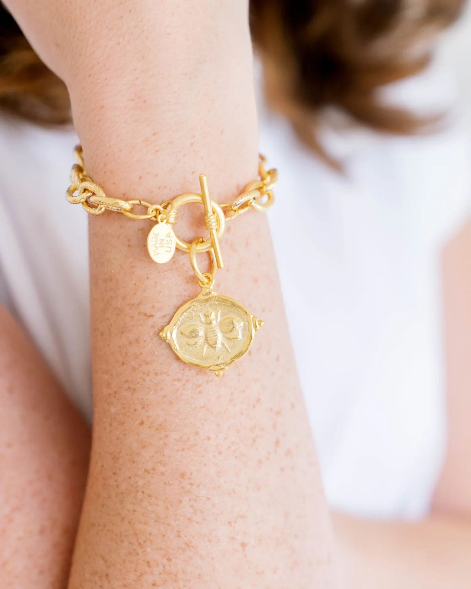 Bee Intaglio Bracelet - Image 3