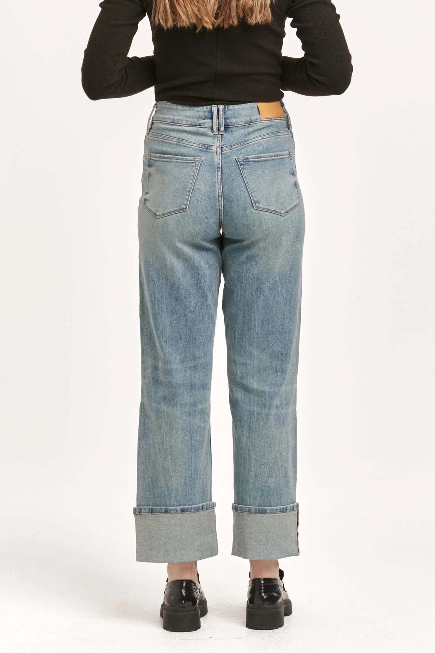 Holly Jeans -Pioneer Valley - Image 3