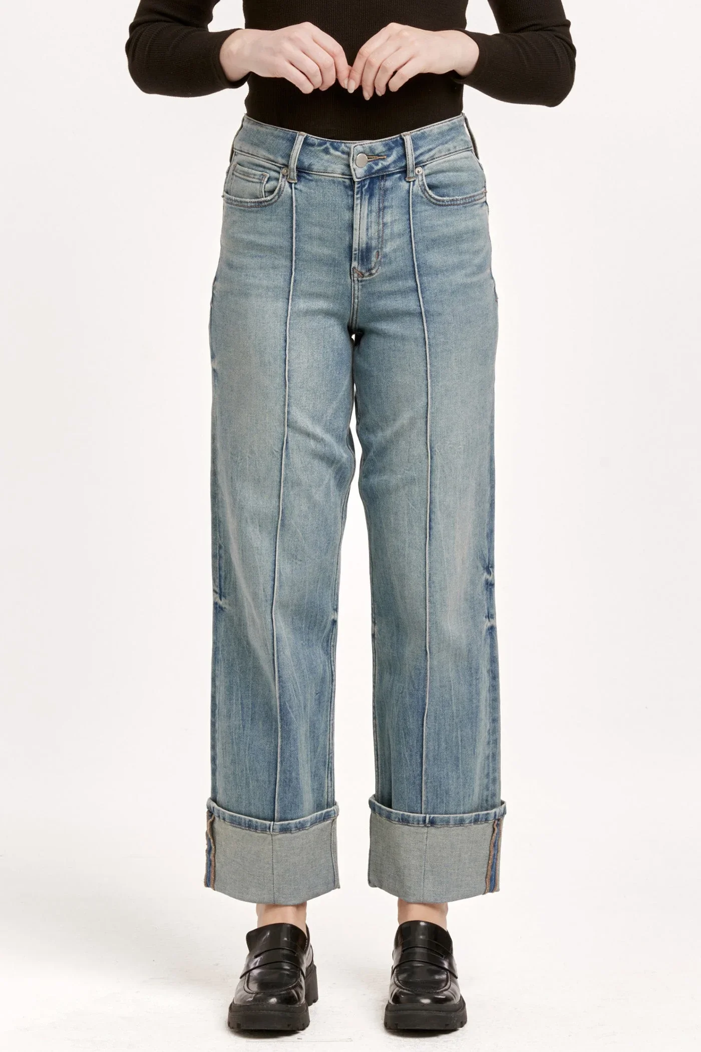 Holly Jeans -Pioneer Valley - Image 4