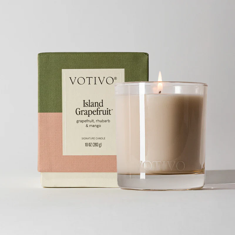 Island Grapefruit 10oz Signature Candle