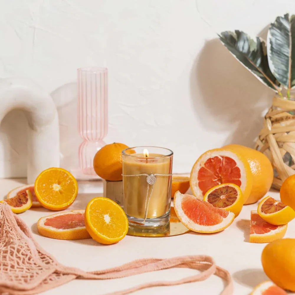 Island Grapefruit Aromatic Candle - Image 3