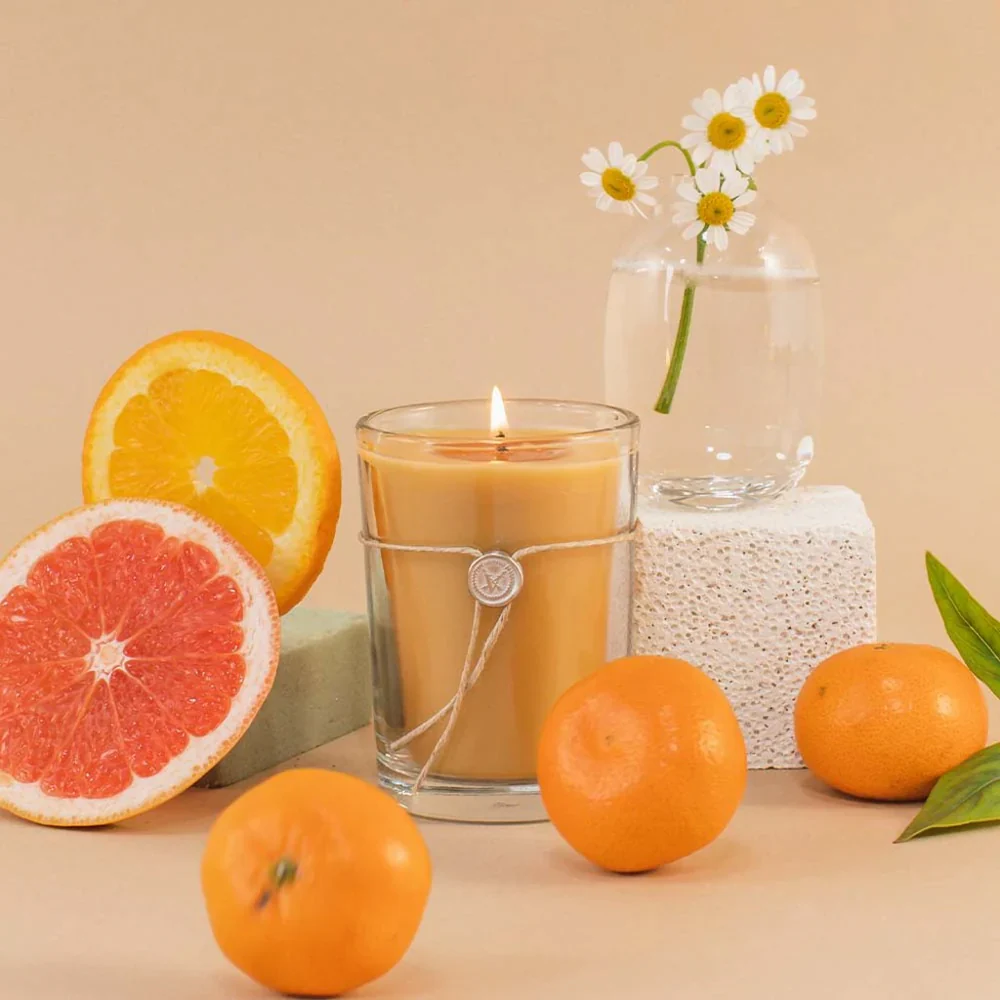 Island Grapefruit Aromatic Candle - Image 4