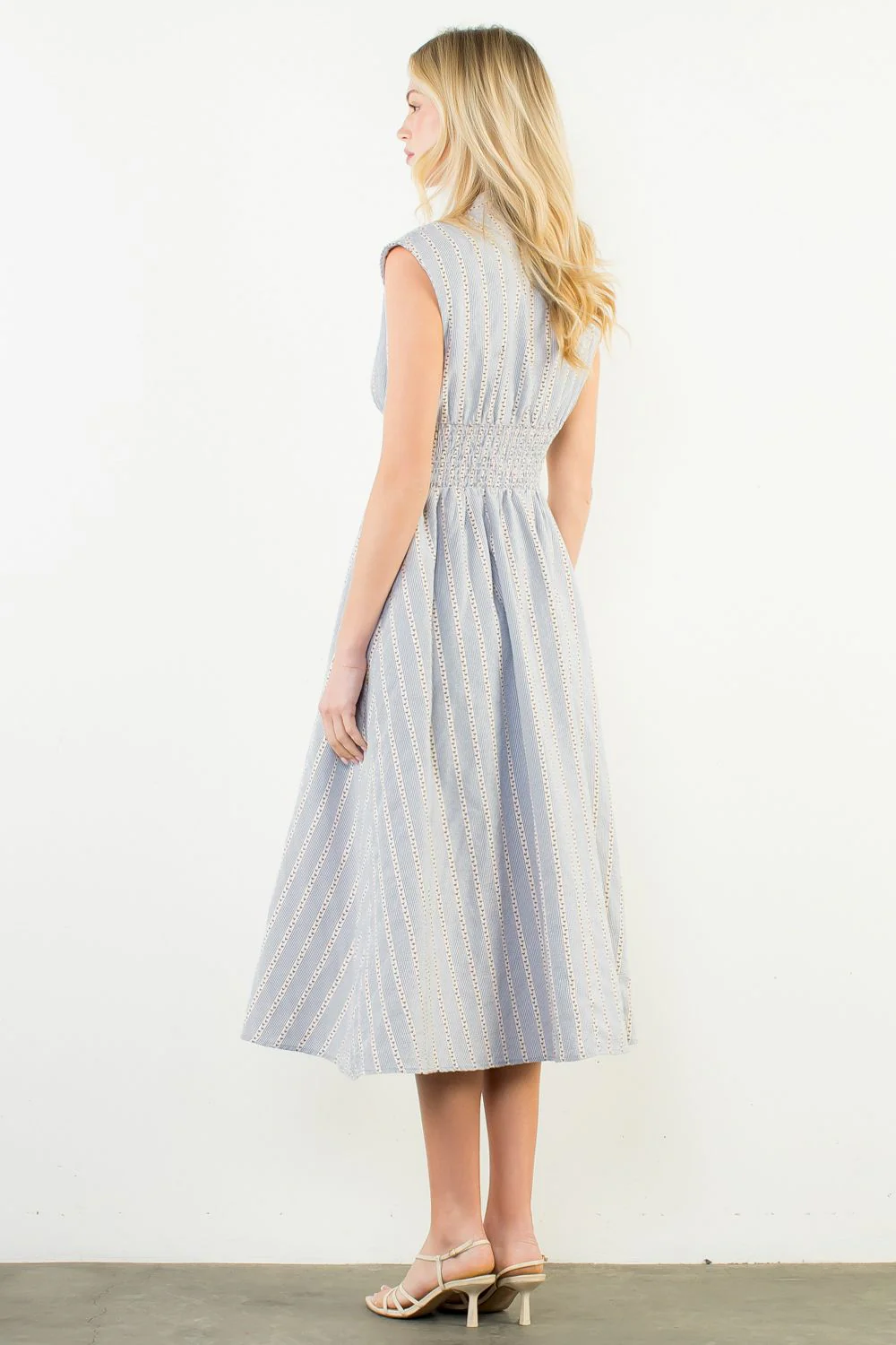 Sleeveless Striped Pattern V-Neck Dress - Image 3
