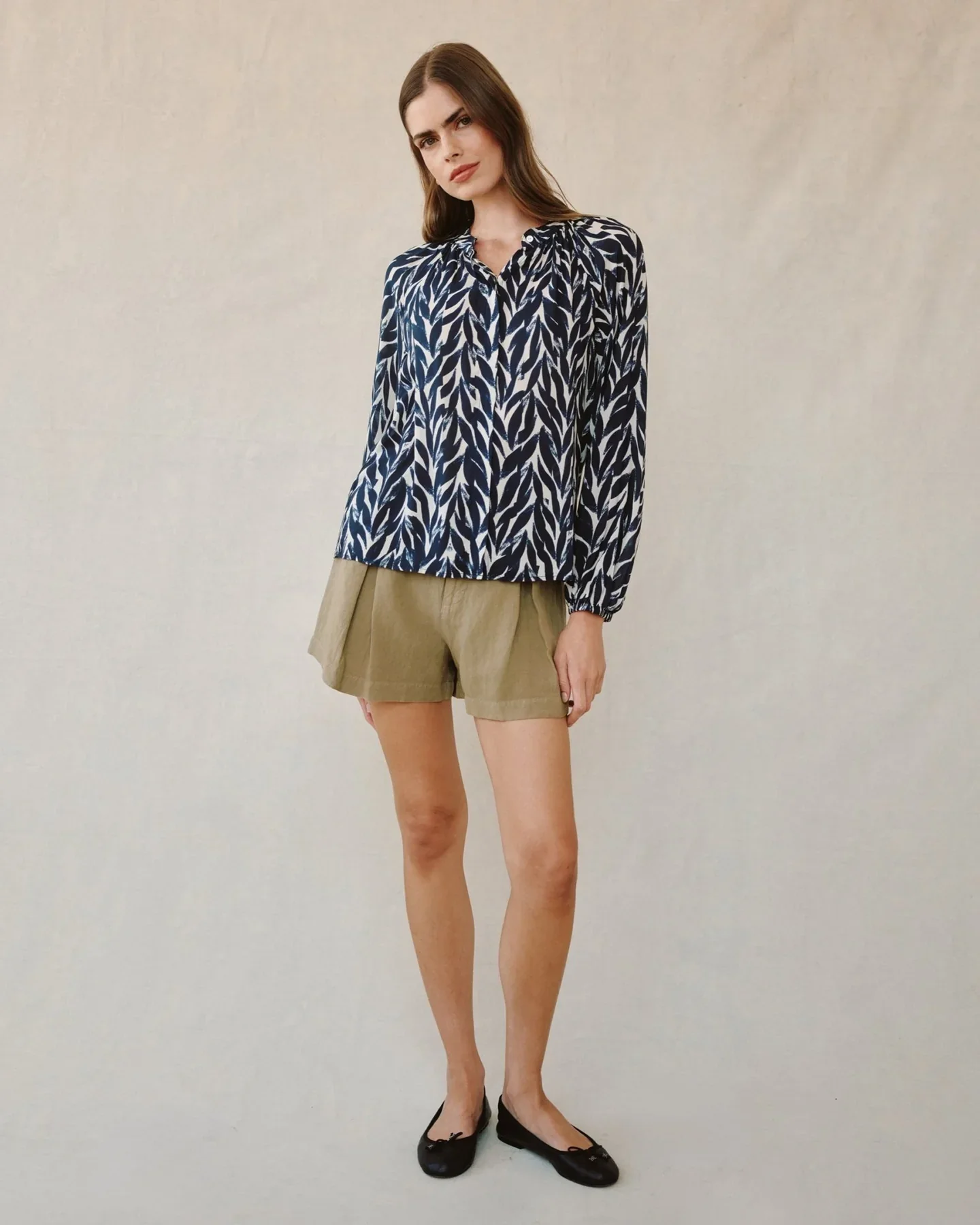 Long Sleeve Shirred Raglan Shirt - Image 5