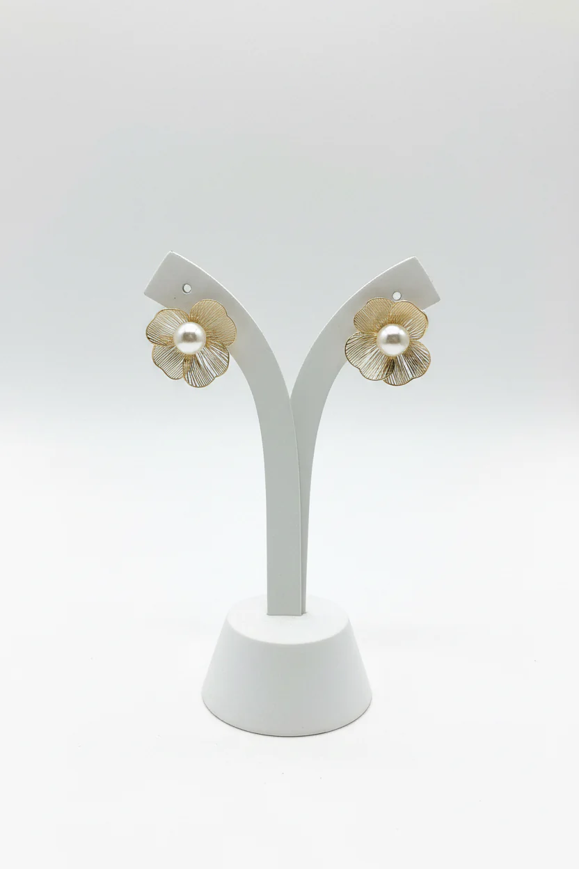 METAL FLOWER FILIGREE WITH PEARL POST EARRINGS - Image 3