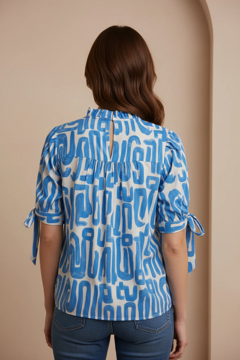 Short Sleeve Abstract Pattern V-Neck Top - Image 2
