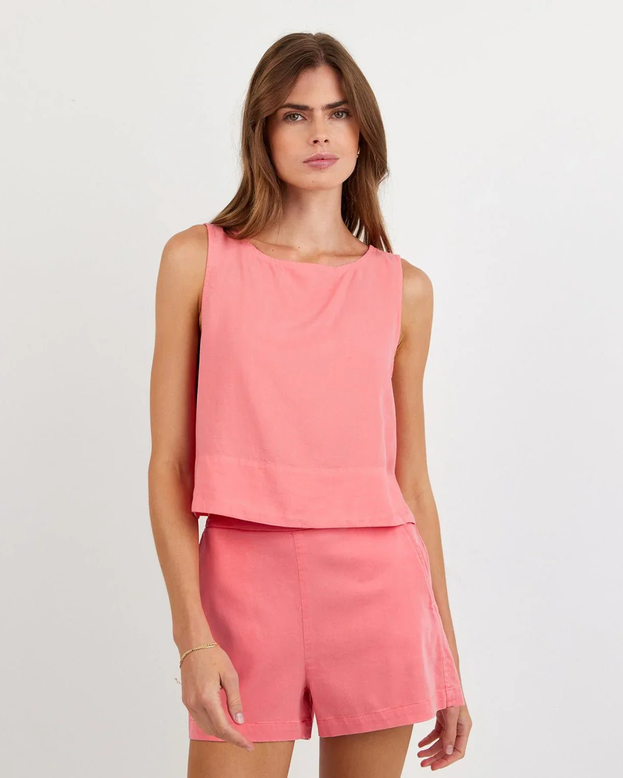 Sleeveless Boat Neck Split Back - Image 5
