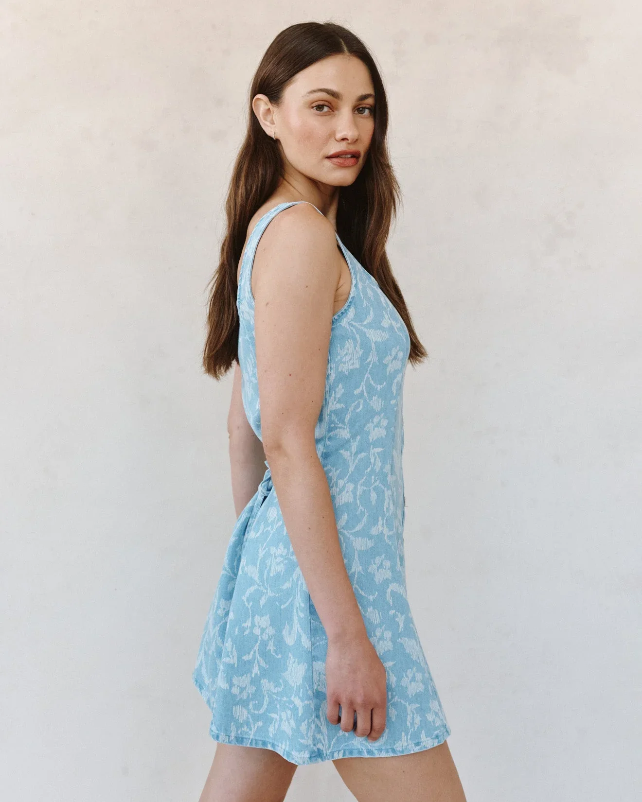 Sleeveless Button Front Fitted Dress - Image 2