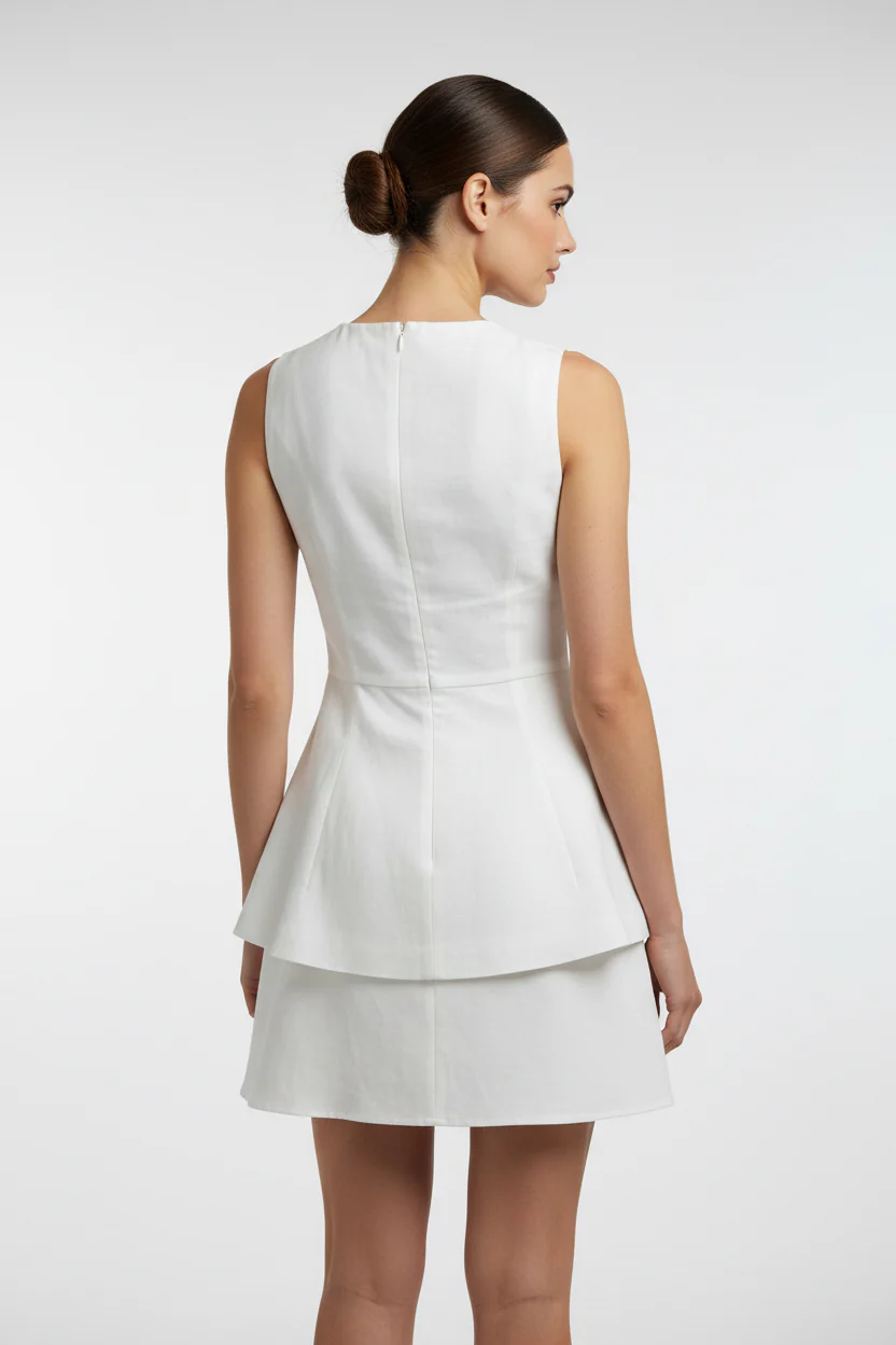 SQUARE NECK SLEVELESS ROMPER - Image 2